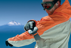 f8z076_sleeve.jpg