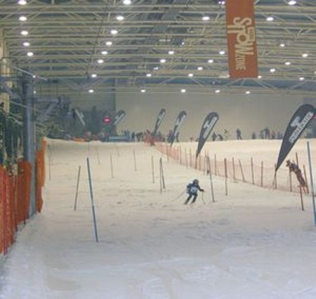 El éxito del Slalom Powerade en Madrid Snowzone 1 horta